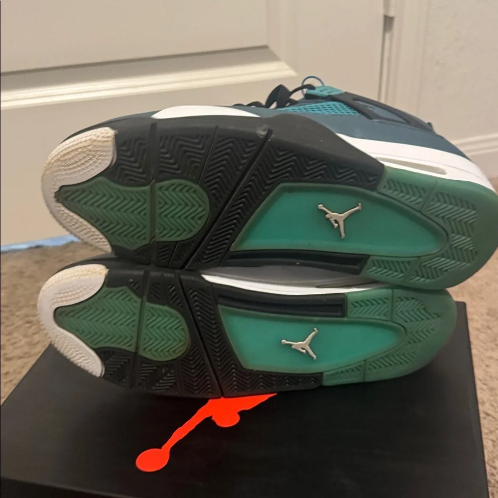 Jordan Retro 4 Teal Black White Sneakers